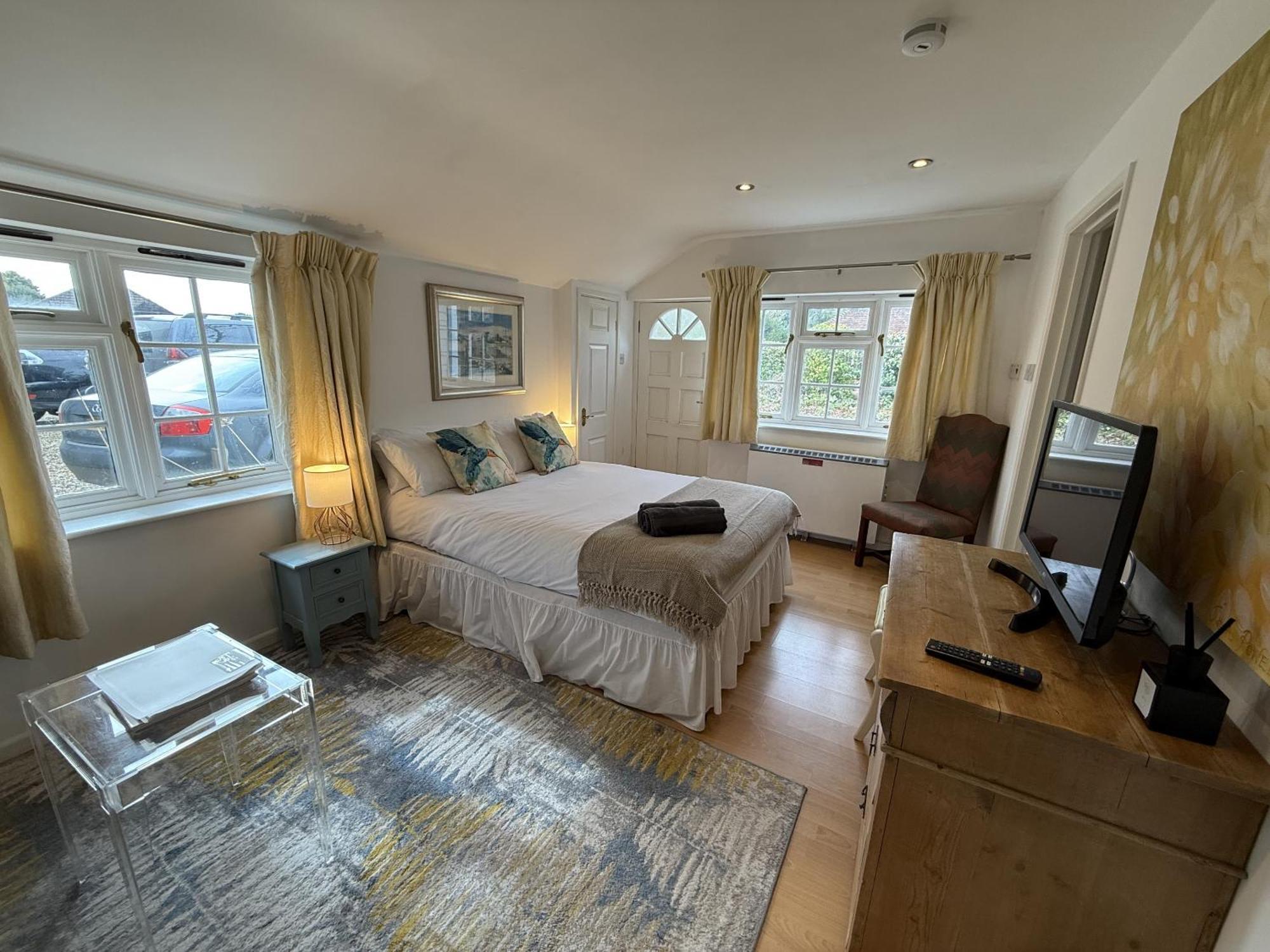 Private Entry Guesthouse Hideaway Hordle Екстер'єр фото